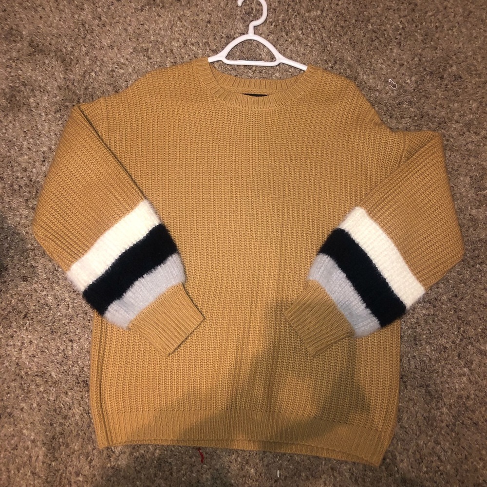 Printed Sleeve Sweater